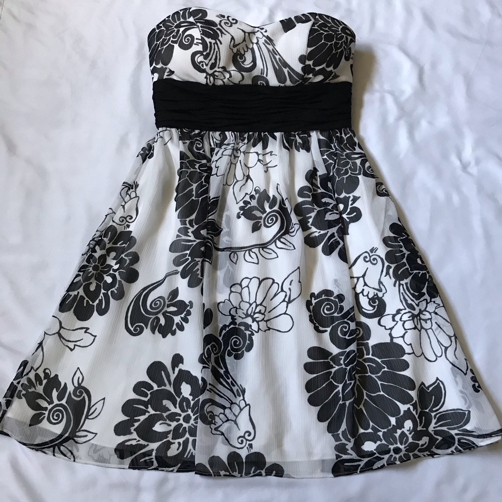 blue dresses with lace KissProm Royal buyer: dresses Select Jacket and Vest Size:EU54/US44 flattering fit for every 25 Stunning Petite Dresses